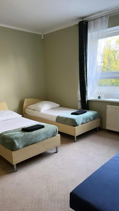 Villa Ventana 2 City Free Parking Sniadanie W Cenie 503 18 18 11 Poznan Exterior photo